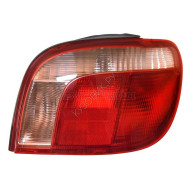 Фонарь задний TOYOTA VITZ/YARIS 99-02 прав TYC